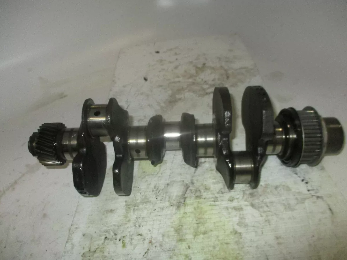 Honda BF50 50hp outboard crankshaft (13311-ZV5-000)