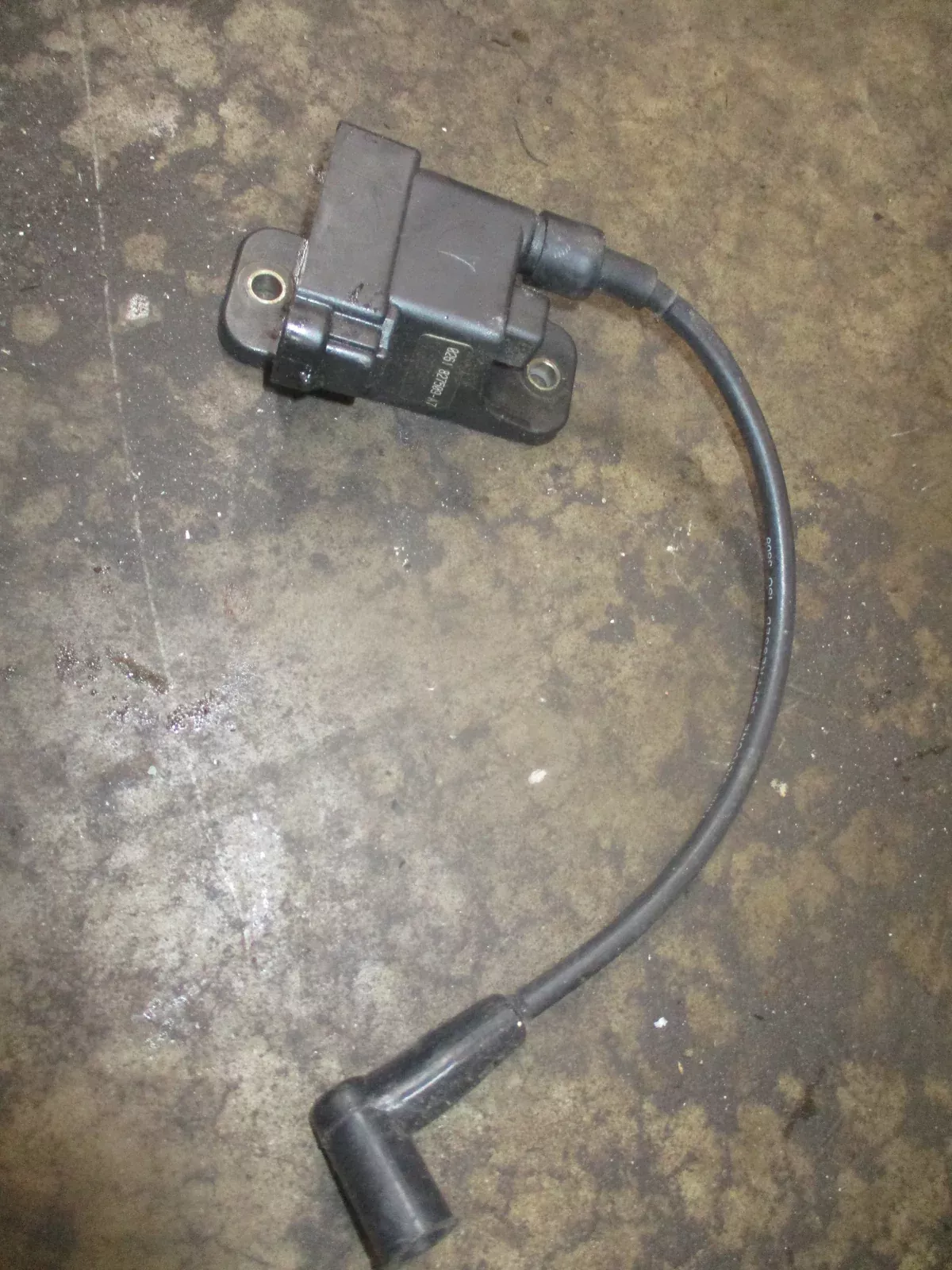 Mercury 150hp 2 stroke outboard ignition coil (827509-A7)
