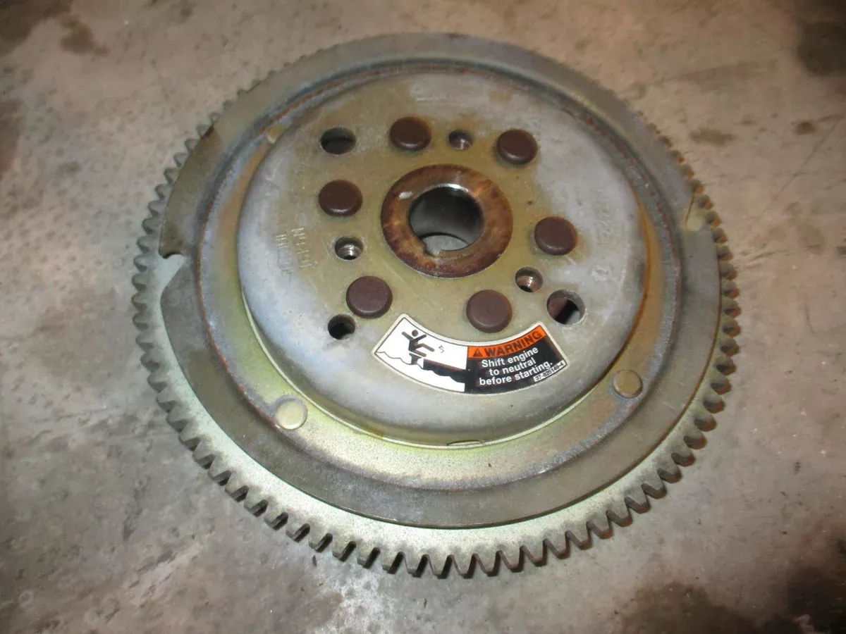 Mercury 50hp 4 stroke outboard flywheel (825090A2)