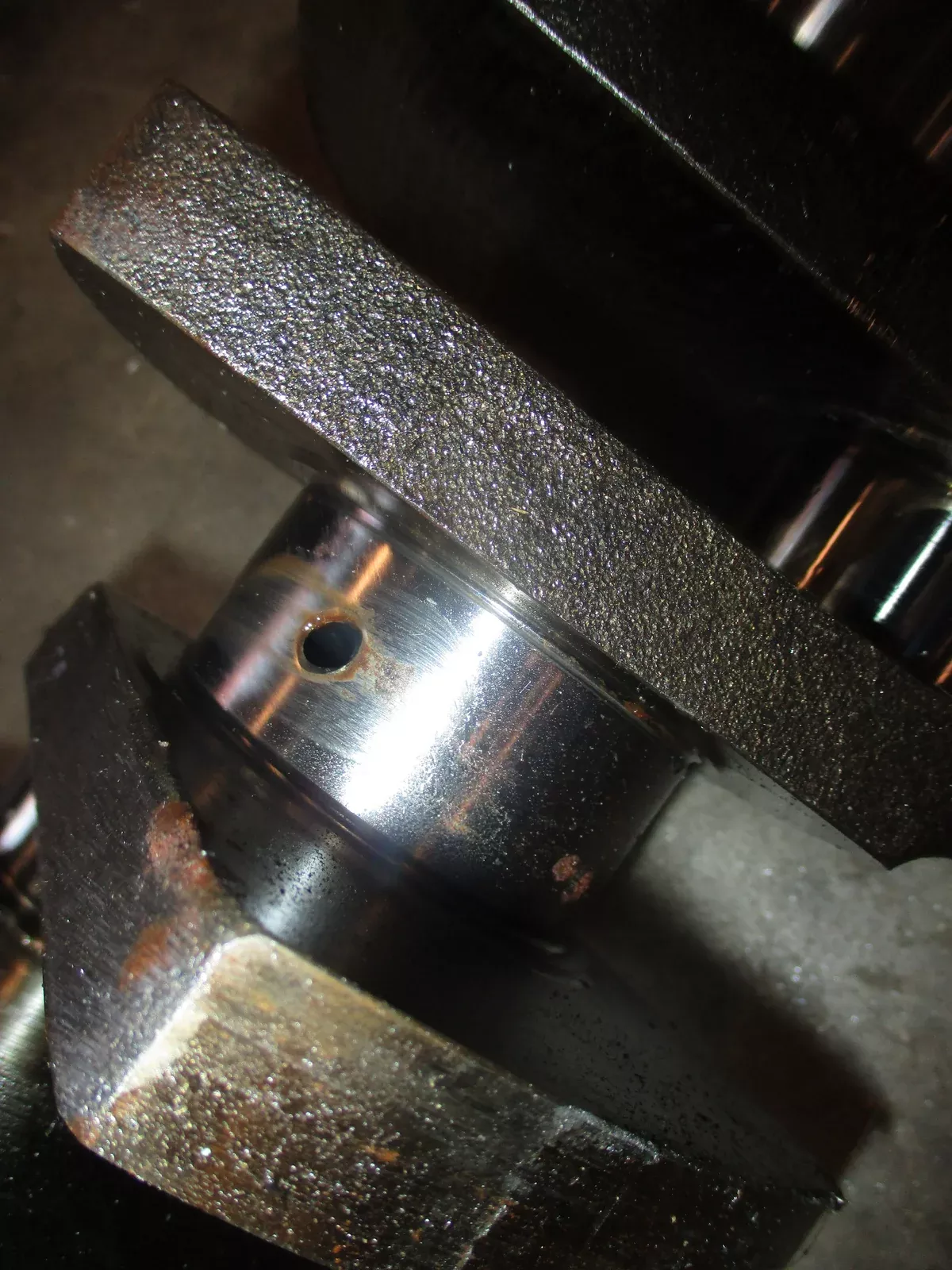 Mercury Verado 300hp outboard crankshaft (891644)