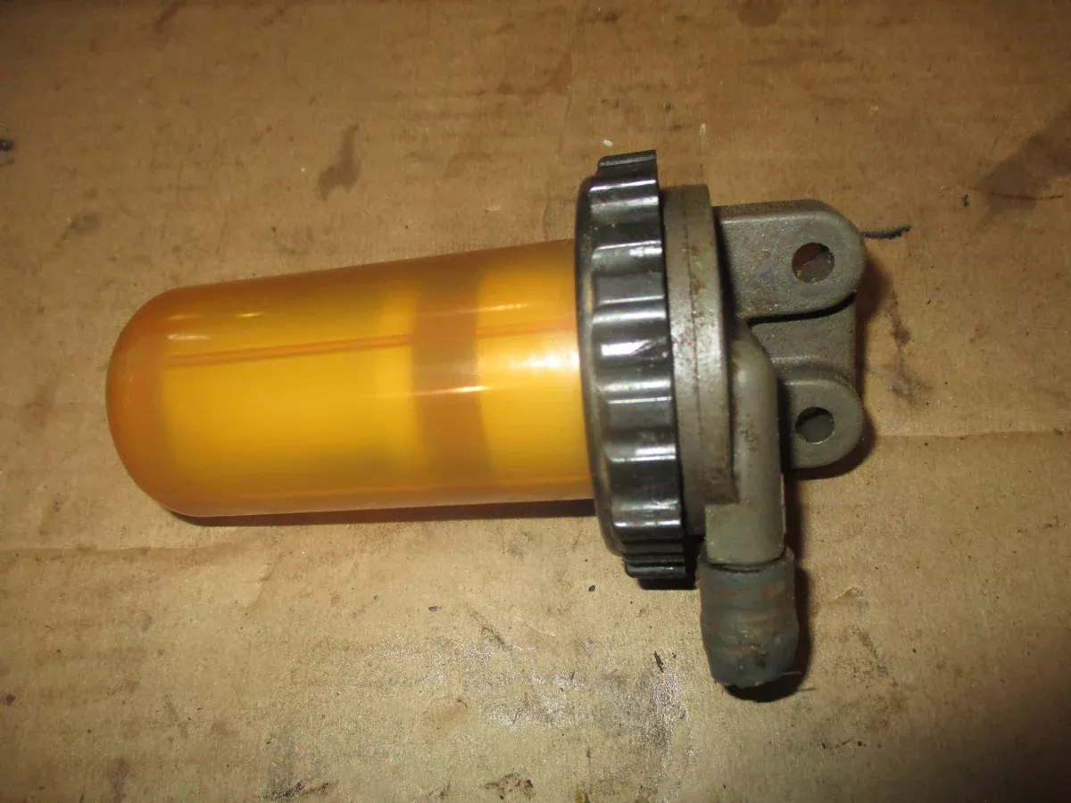 Suzuki DF250 4 stroke outboard Fuel Filter 15410-93J00