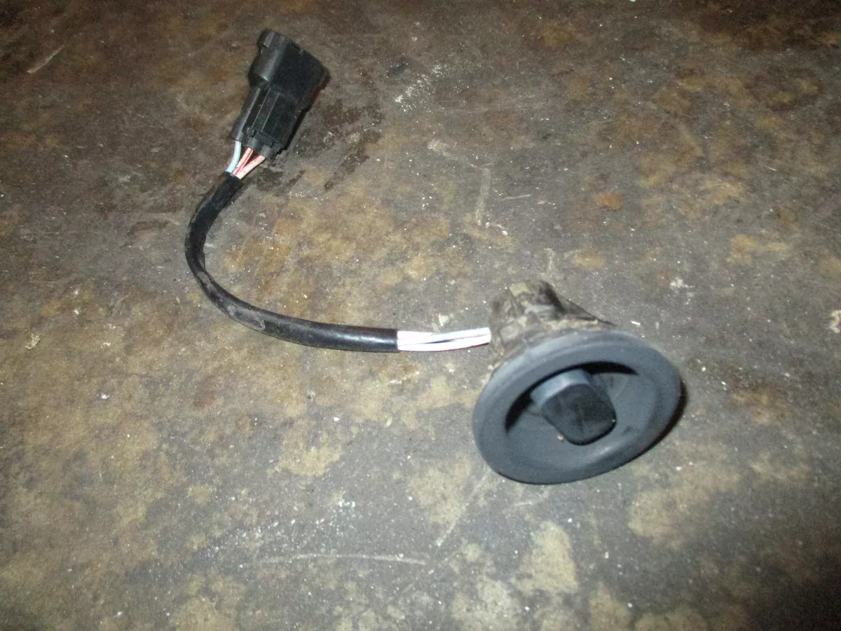 Suzuki DF90 outboard tilt trim switch (37850-99E04)