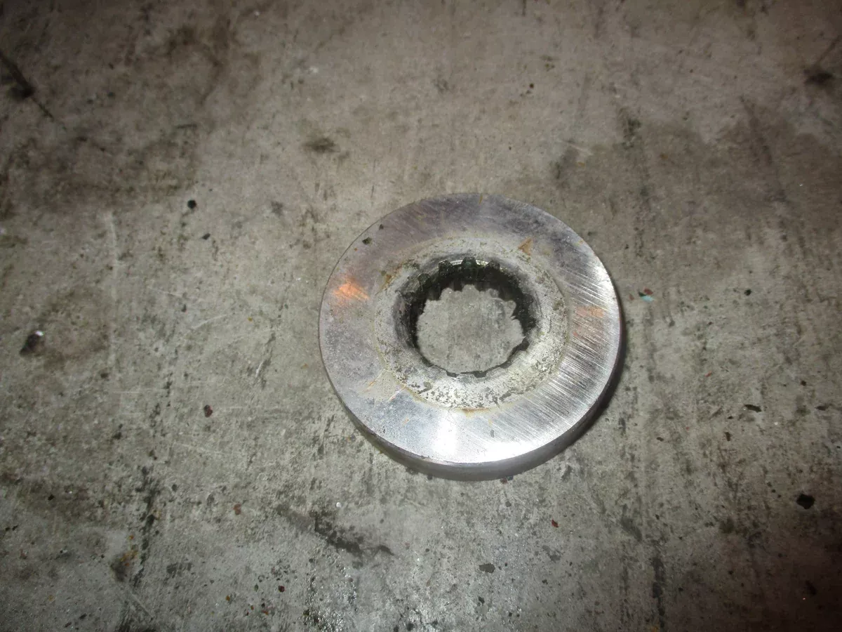 Yamaha HPDI 150hp outboard outer propeller spacer (61A)